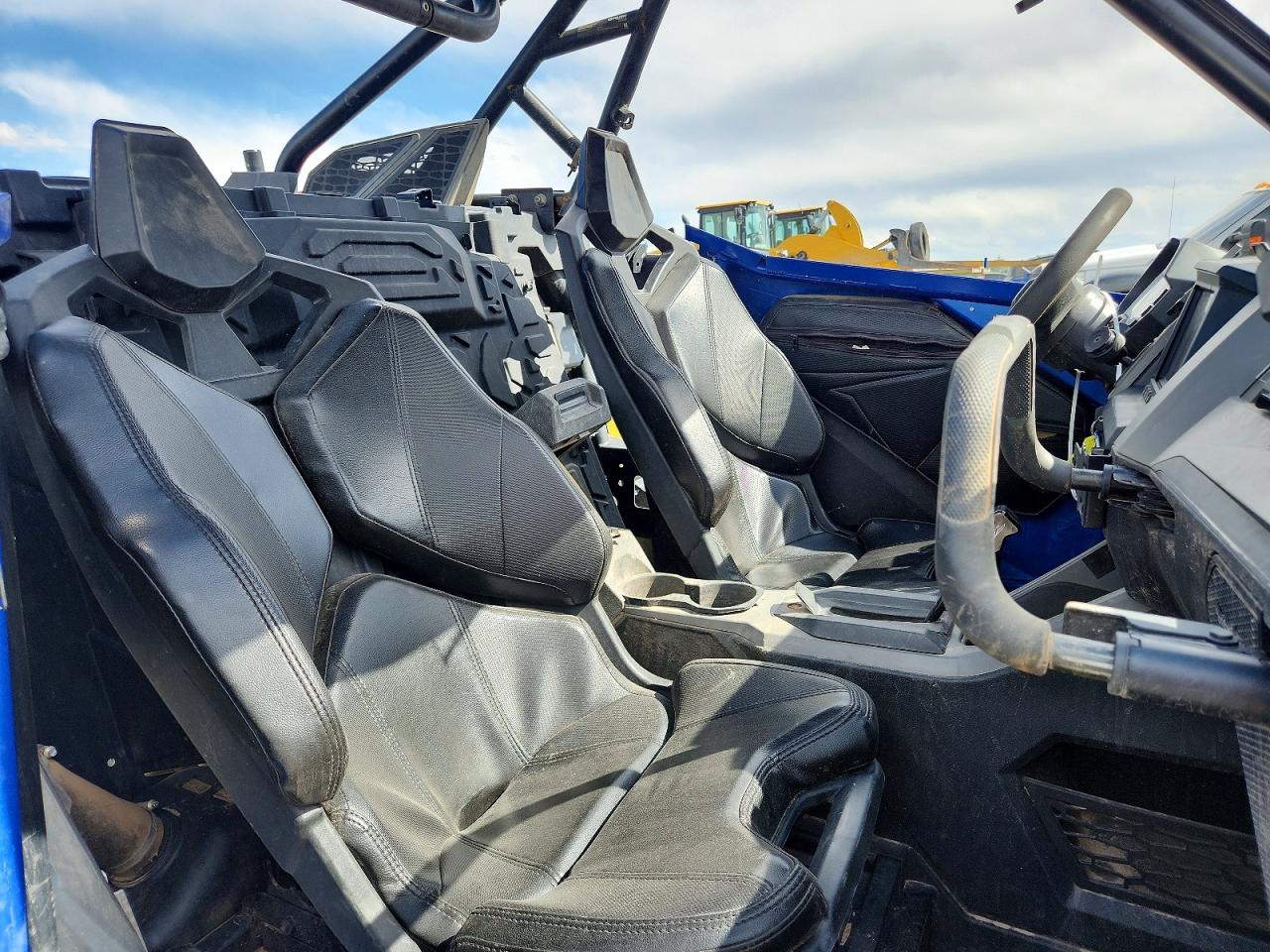 Pols RZR