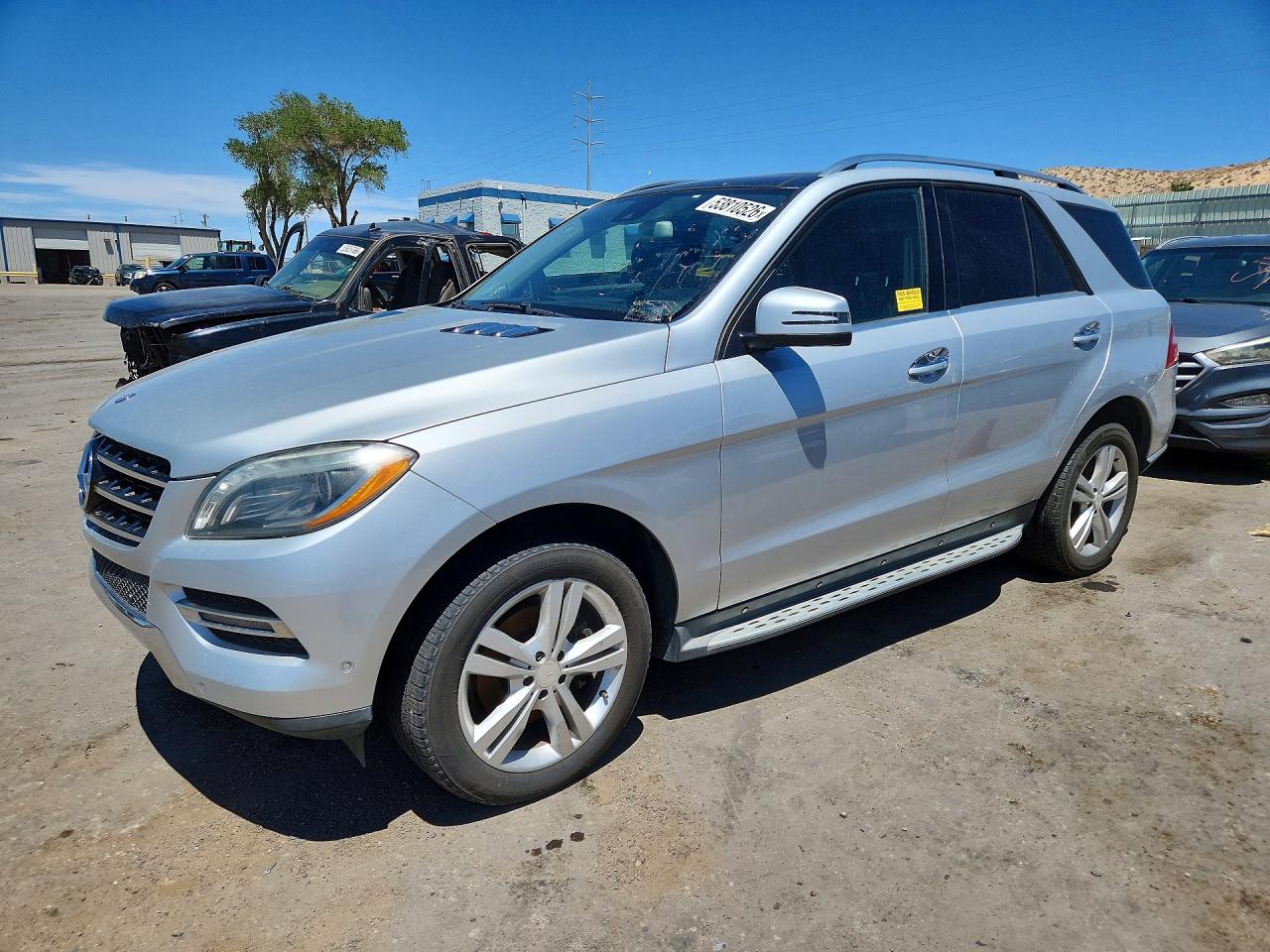 Salvage Mercedes-Benz M-Class Image