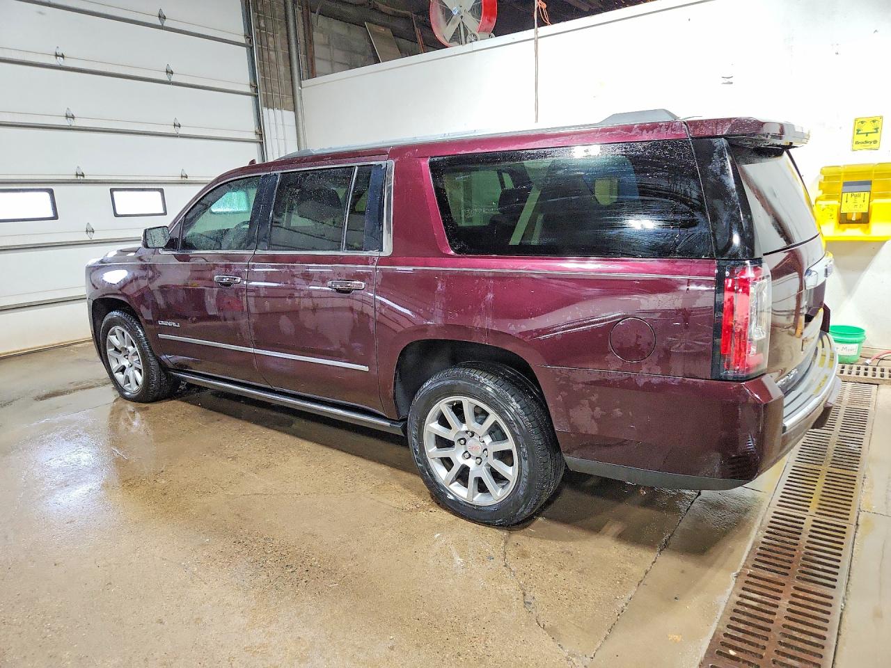 GMC Yukon Denali