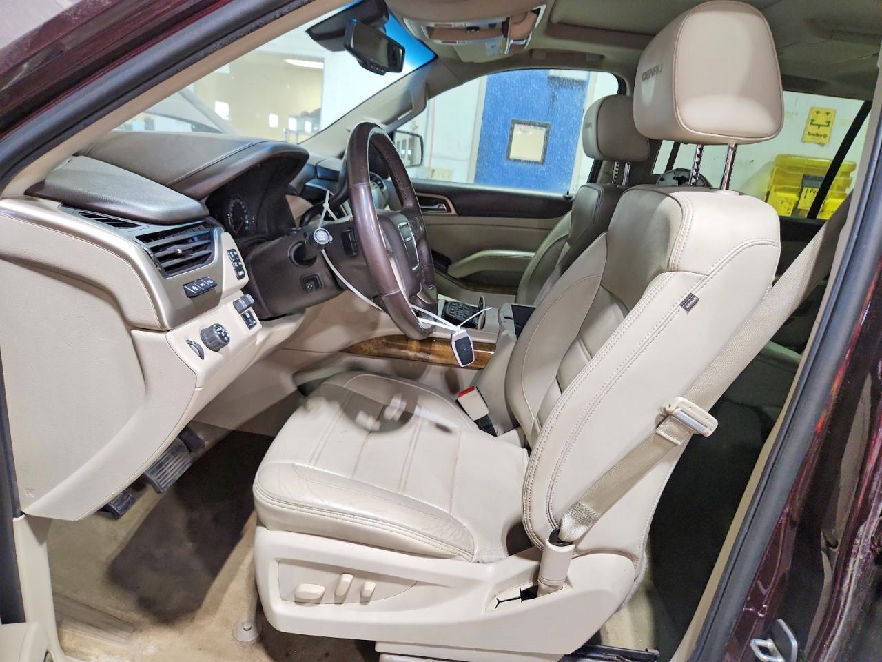 GMC Yukon Denali