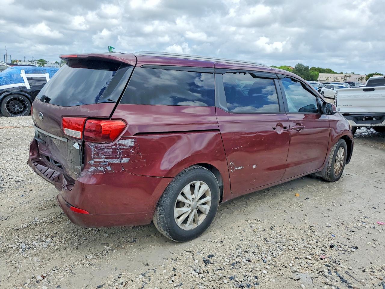 Kia Sedona Lx
