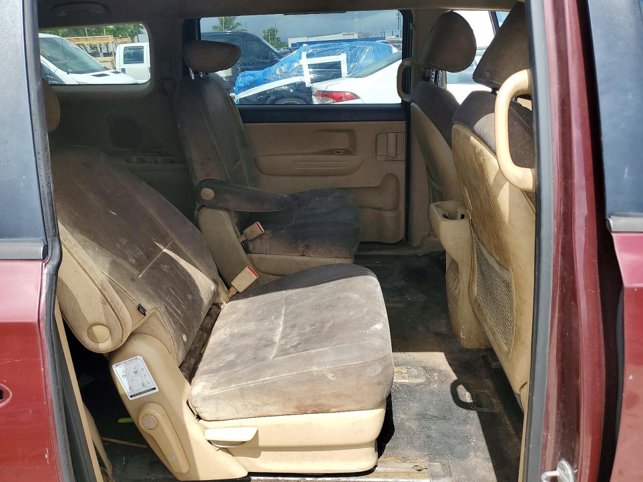 Kia Sedona Lx