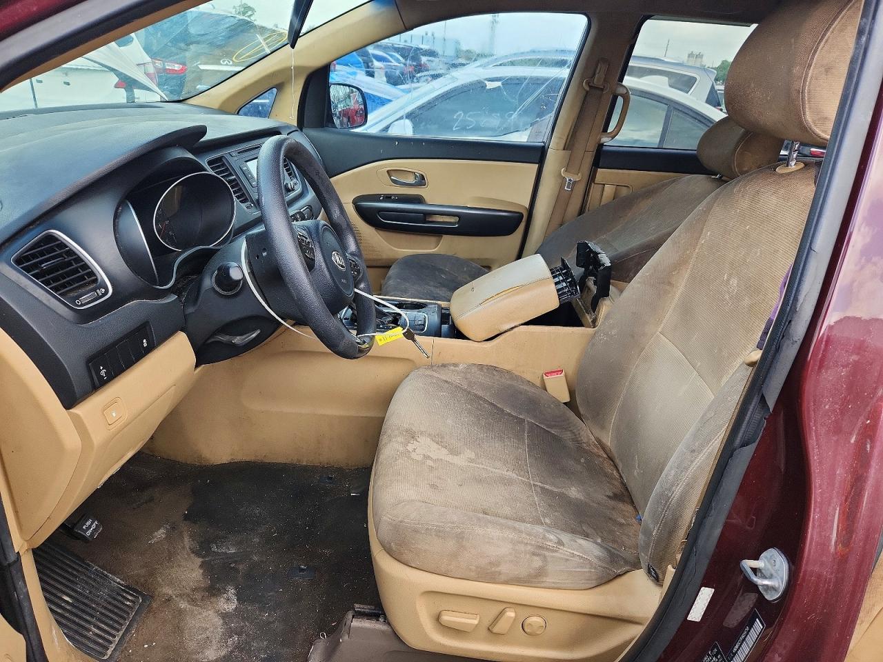Kia Sedona Lx