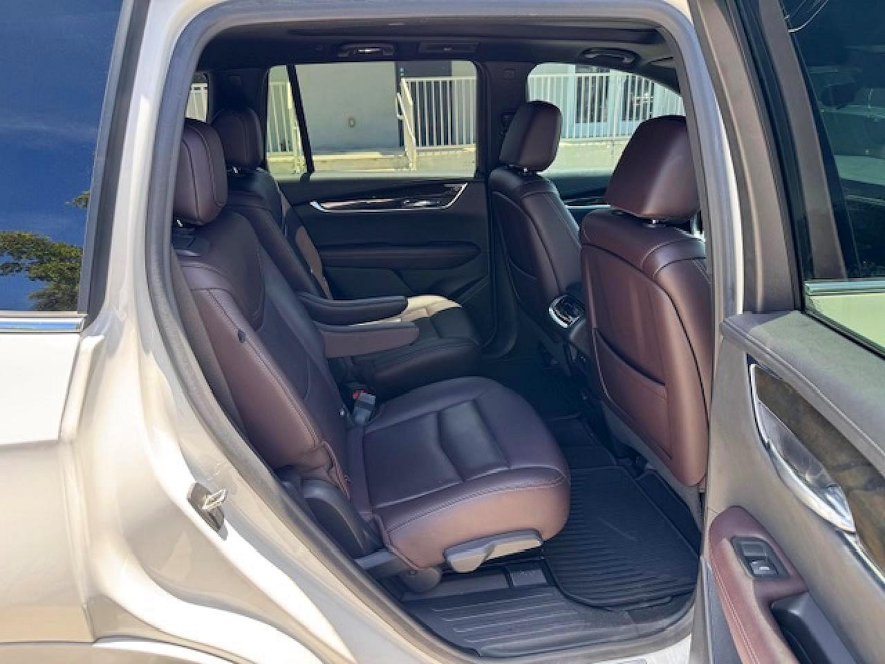 Cadillac XT6 Premium Luxury