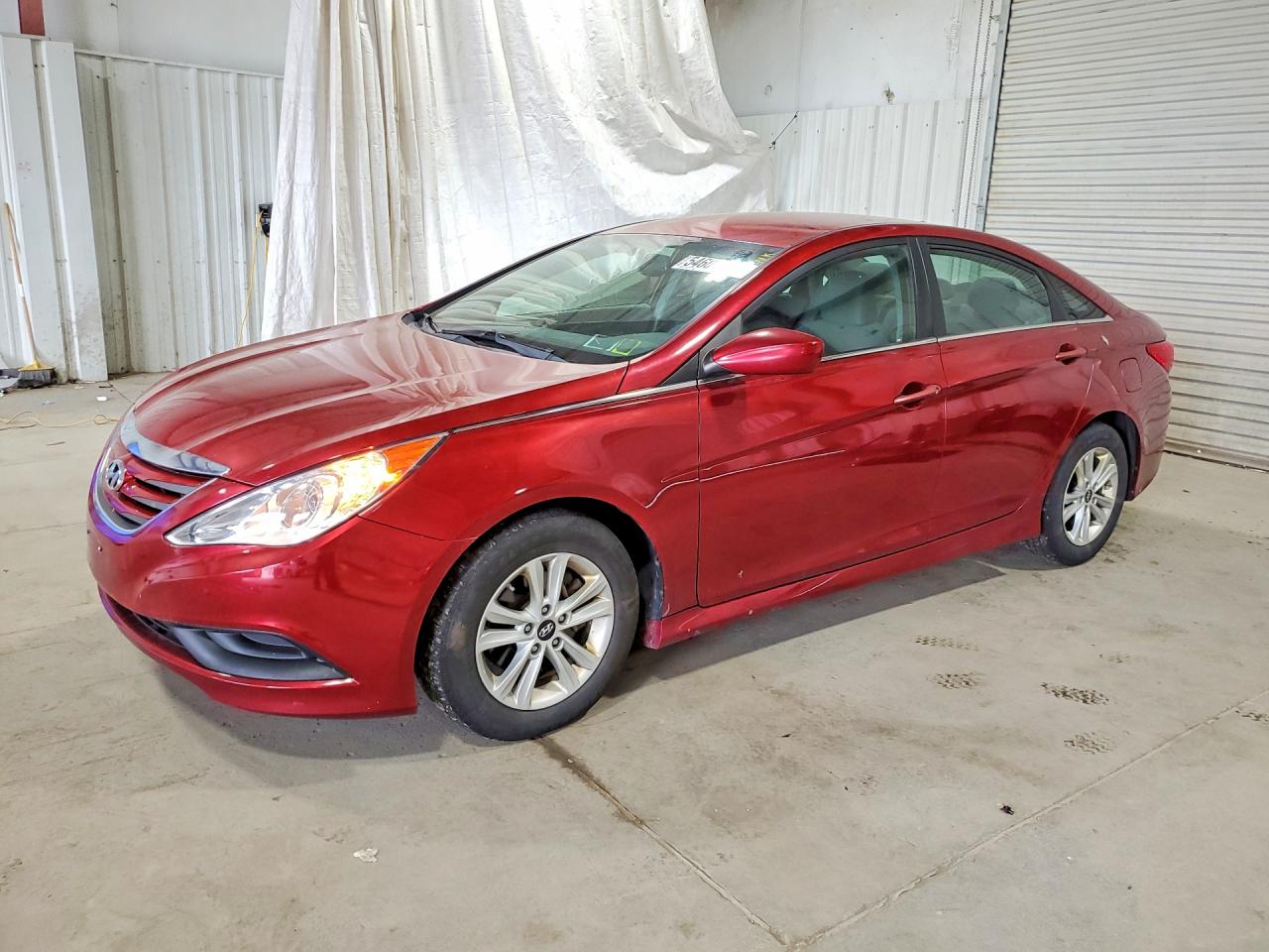 Salvage Hyundai SONATA Image