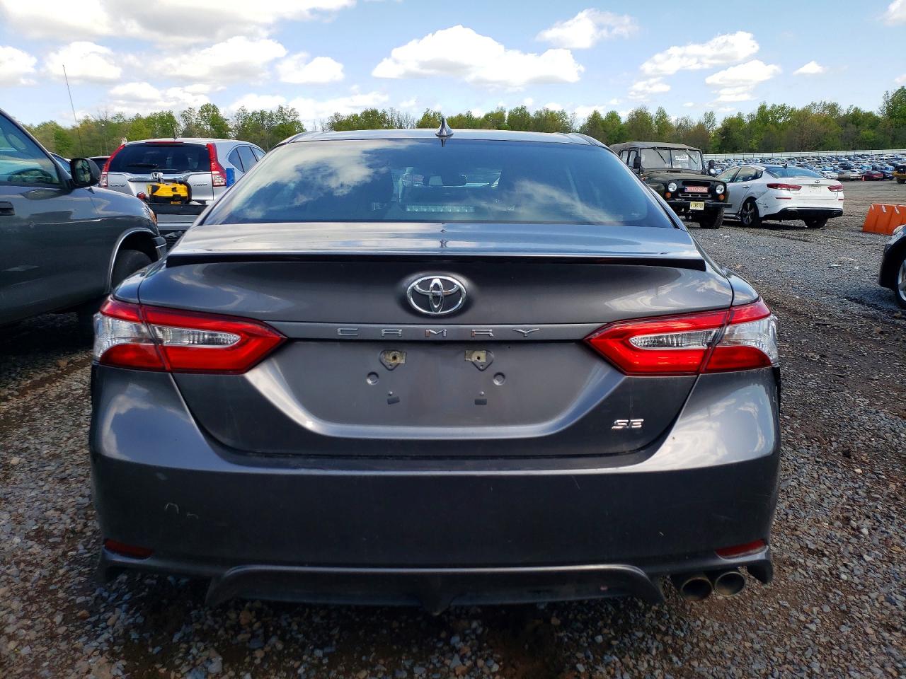 Toyota Camry Se