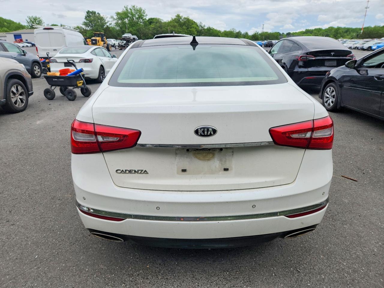 Kia Cadenza
