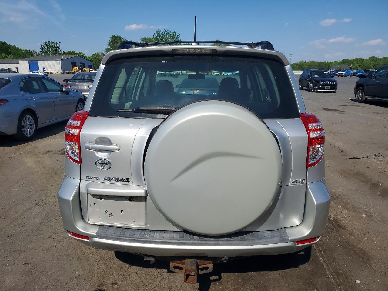 Toyota RAV4 Base
