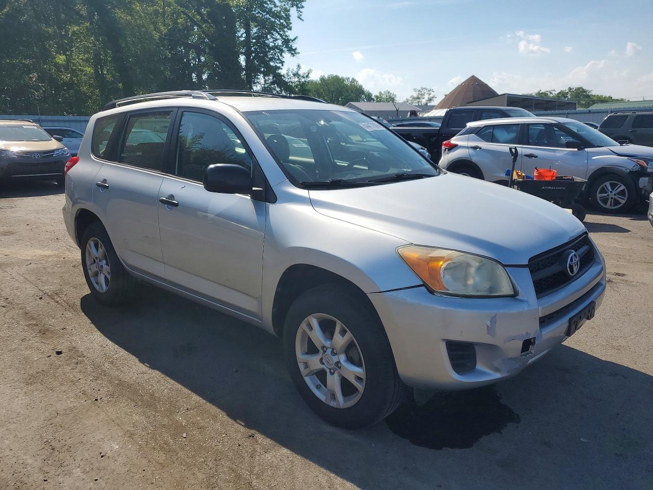 Toyota RAV4 Base
