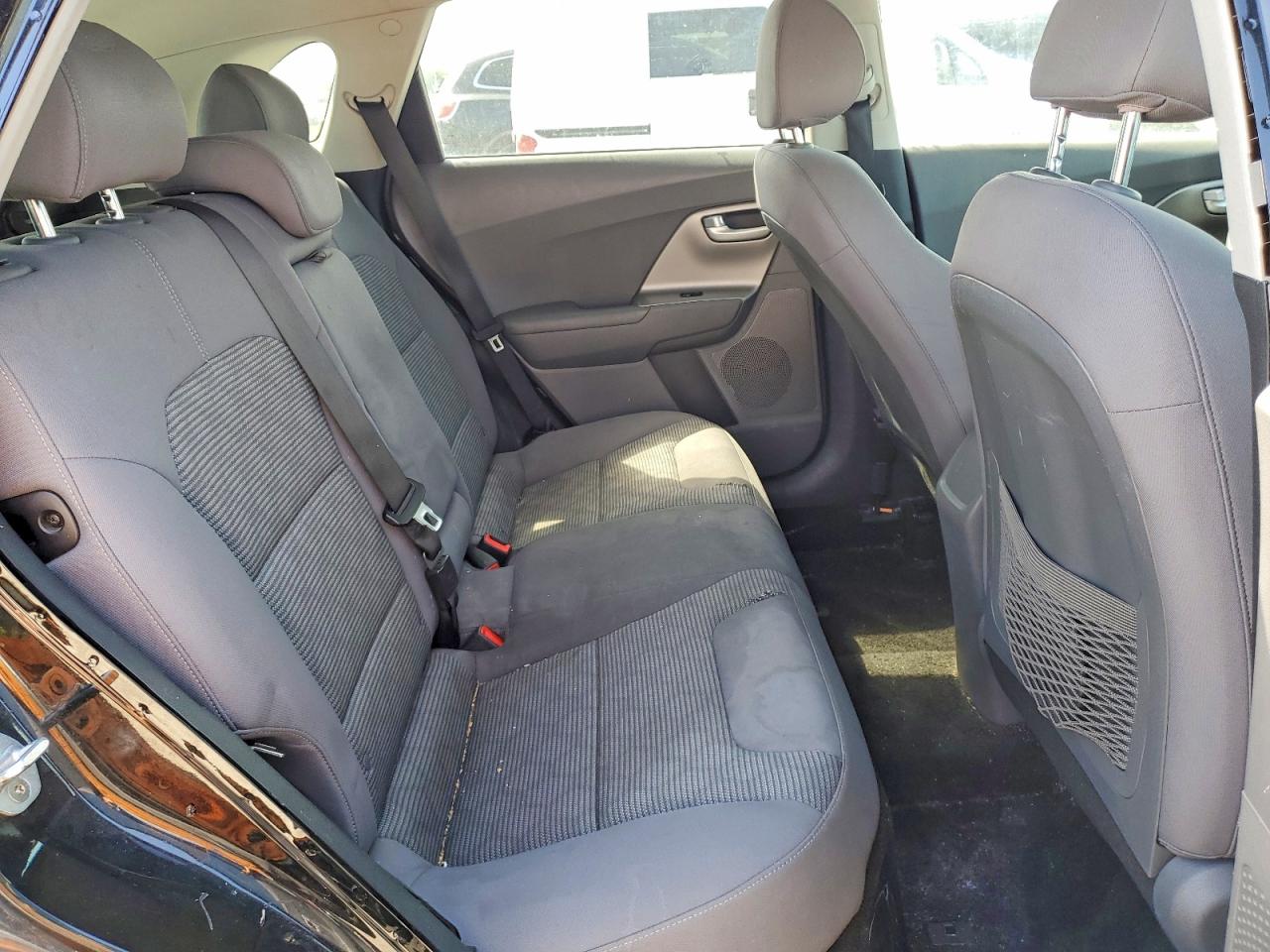 Kia Niro Lx