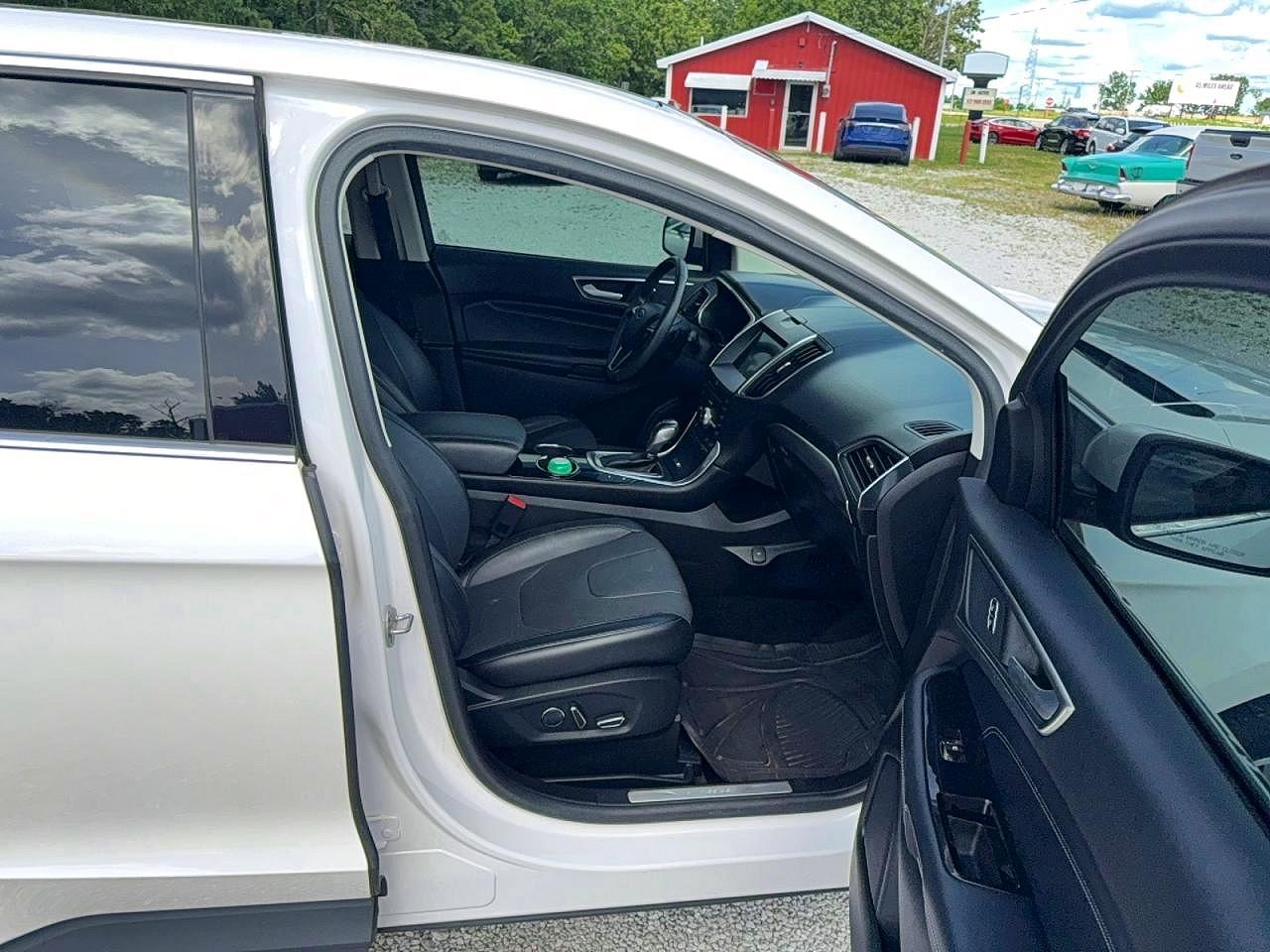Ford Edge Titanium