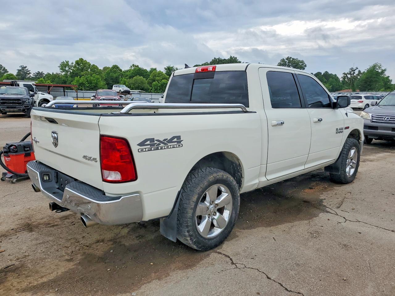 Ram 1500 Slt