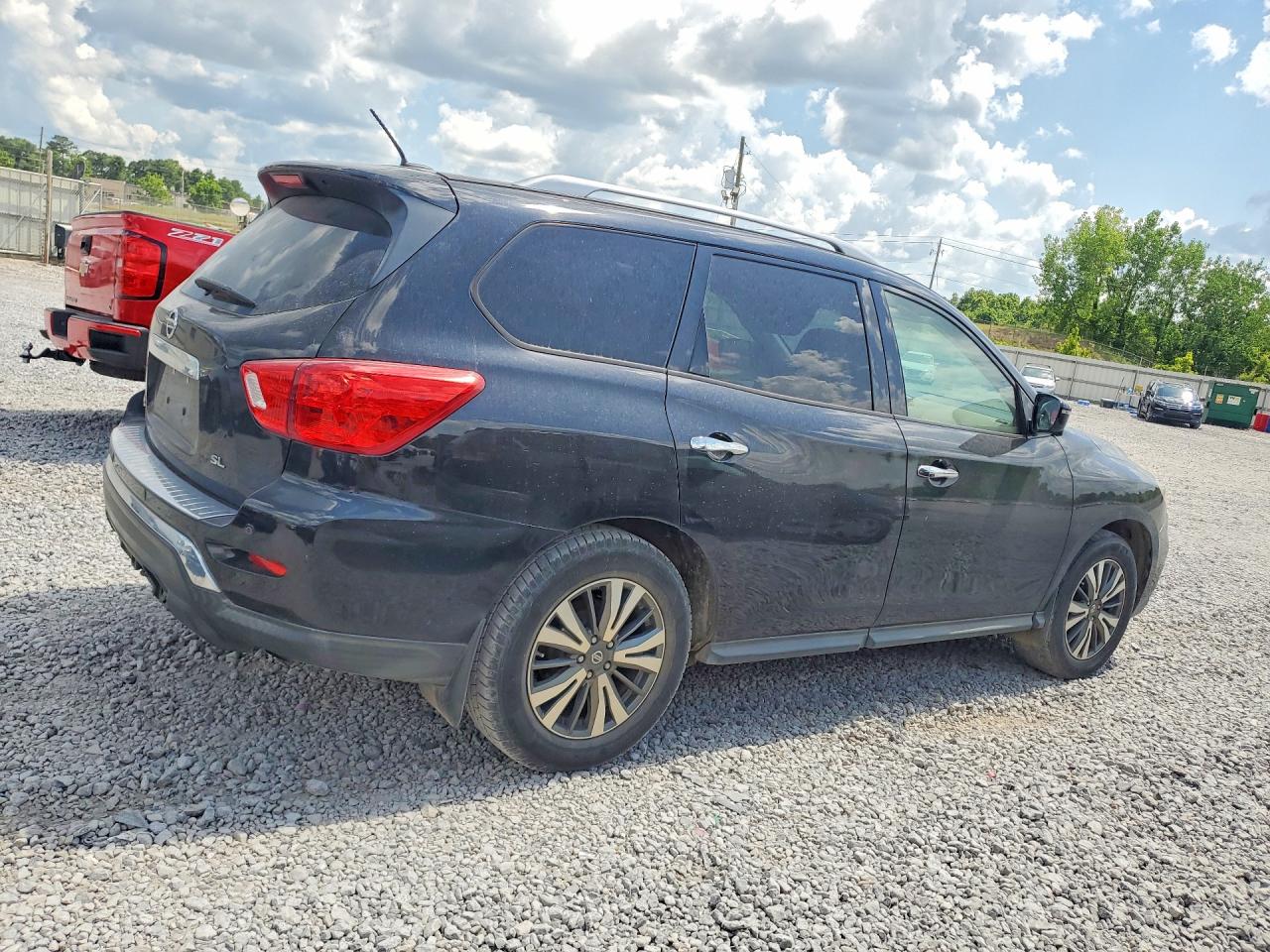 Nissan Pathfinder Sl