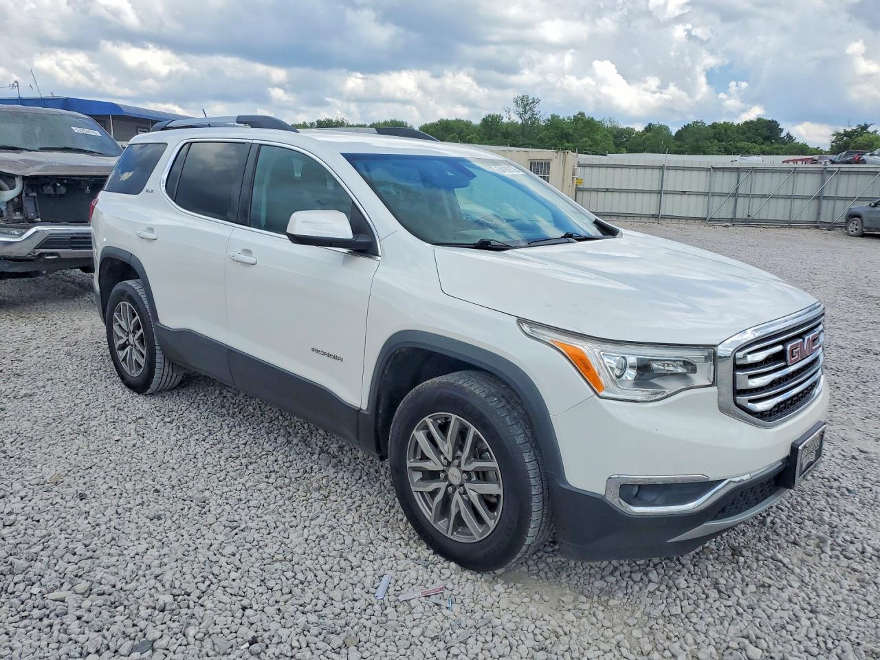 GMC Acadia Sle