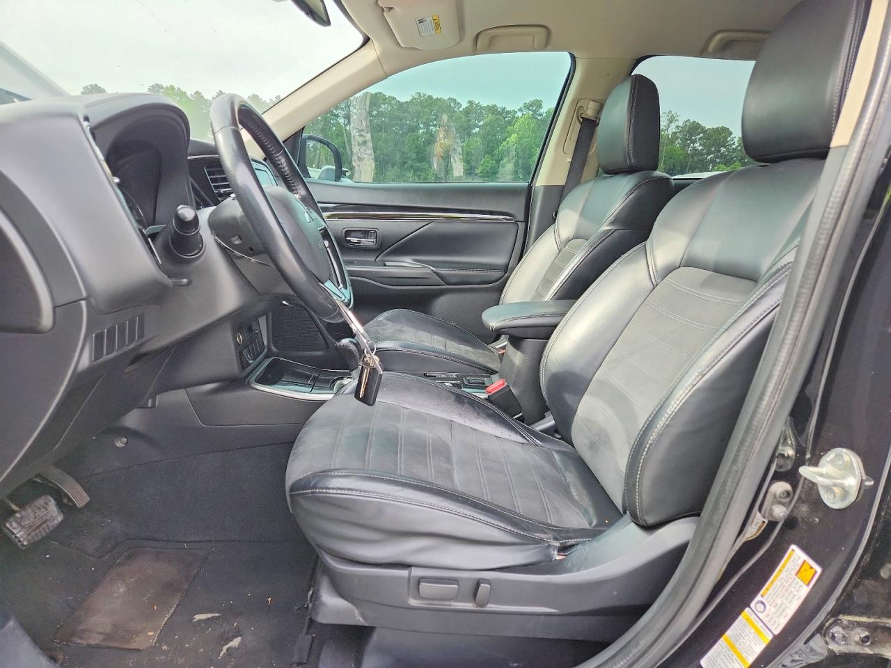 Mitsubishi Outlander Se