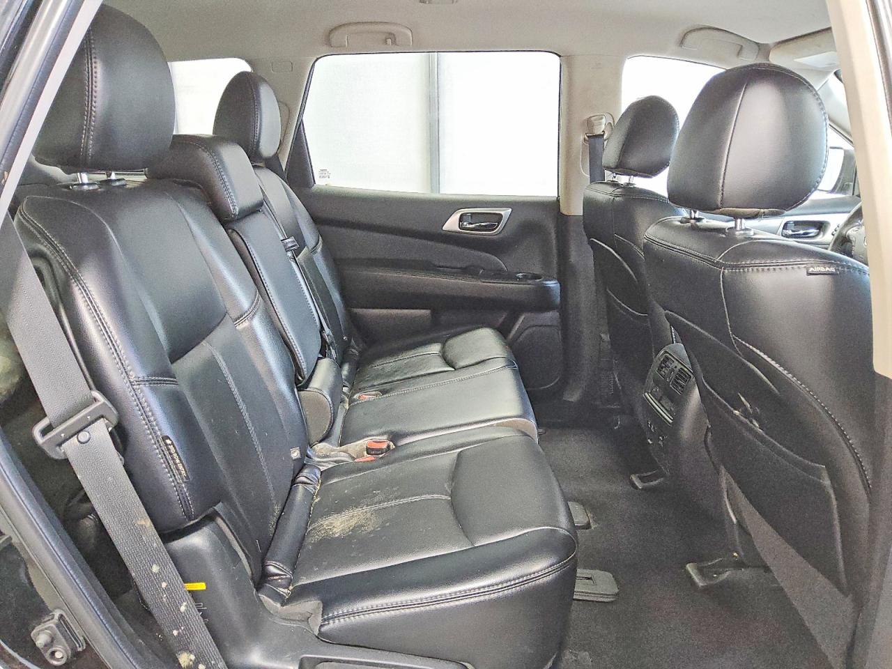 Nissan Pathfinder Sl