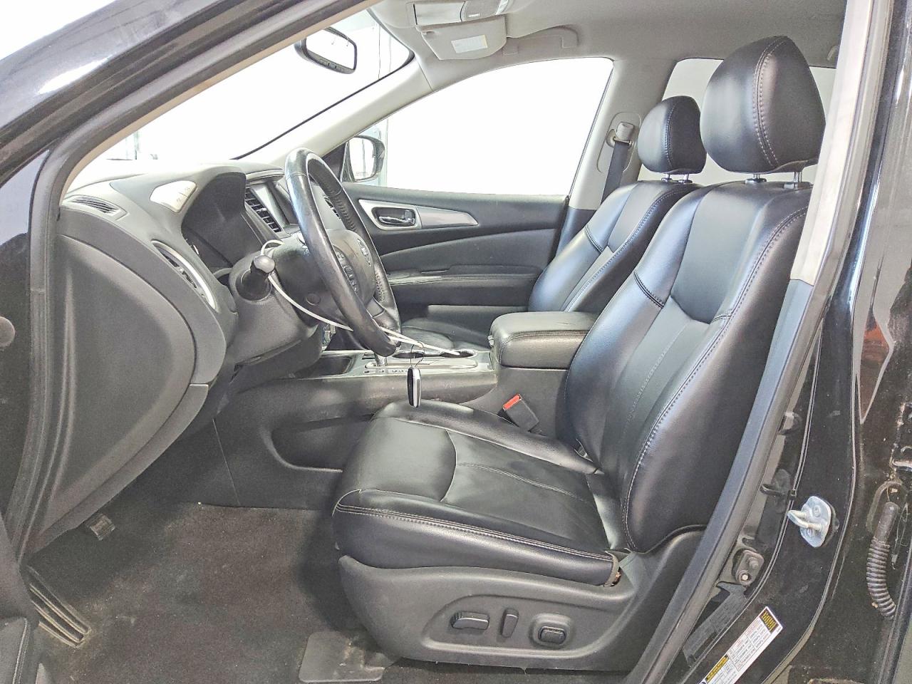 Nissan Pathfinder Sl