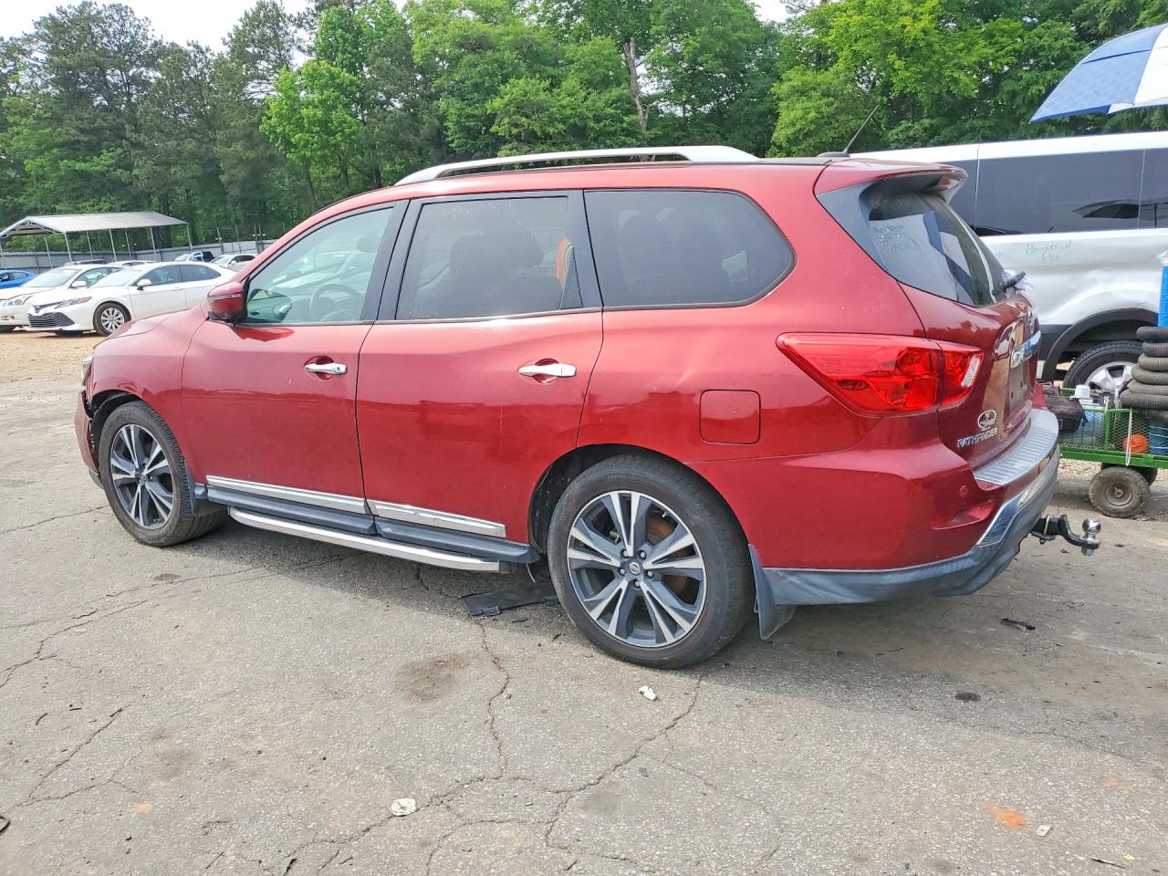 Nissan Pathfinder Platinum