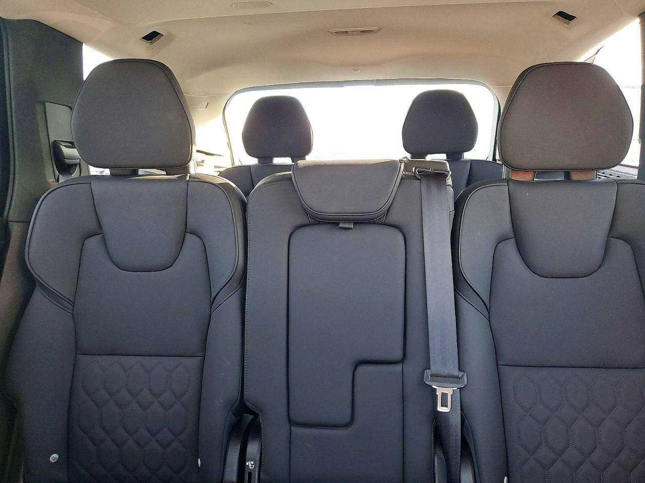 Volvo XC90 Plus
