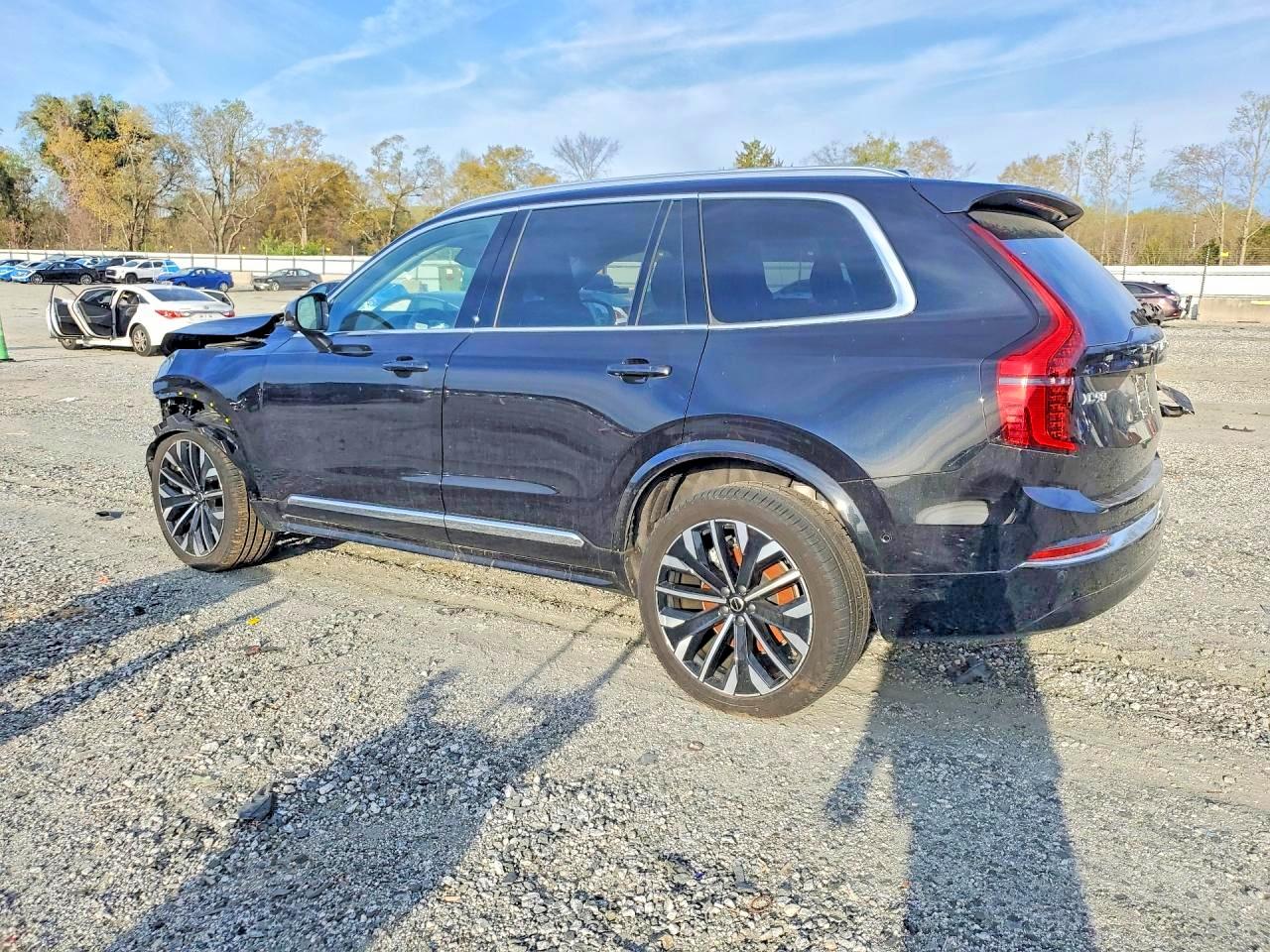 Volvo XC90 Plus