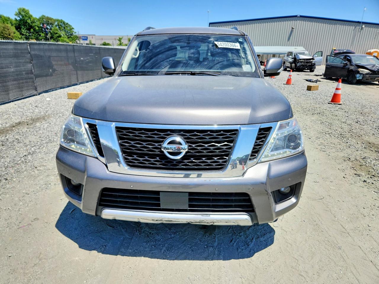 Nissan Armada Sv