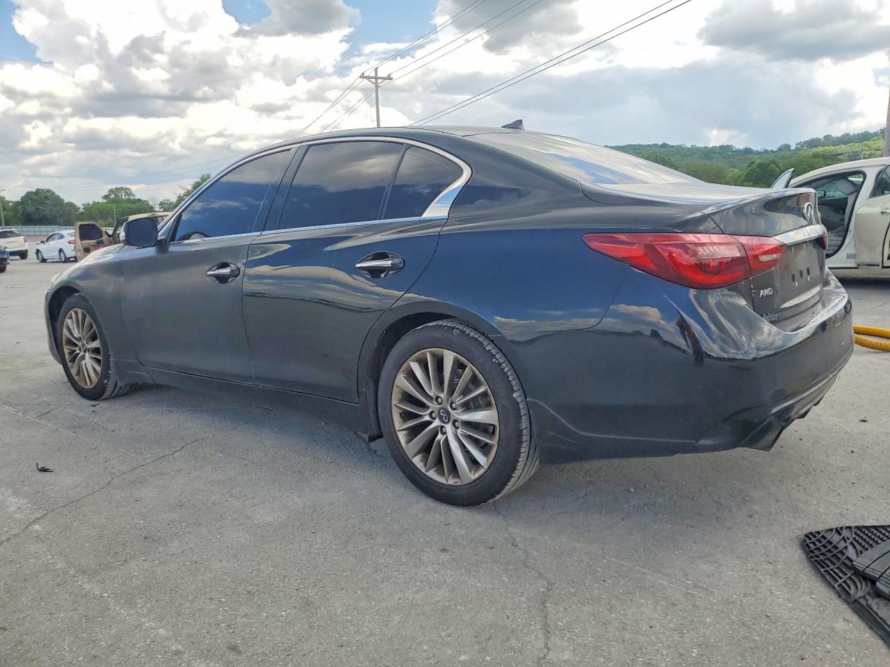 INFINITI Q50 3.0t L 3.0t Luxe