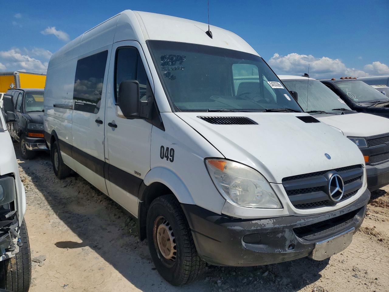 Mercedes-Benz Sprinter 2500