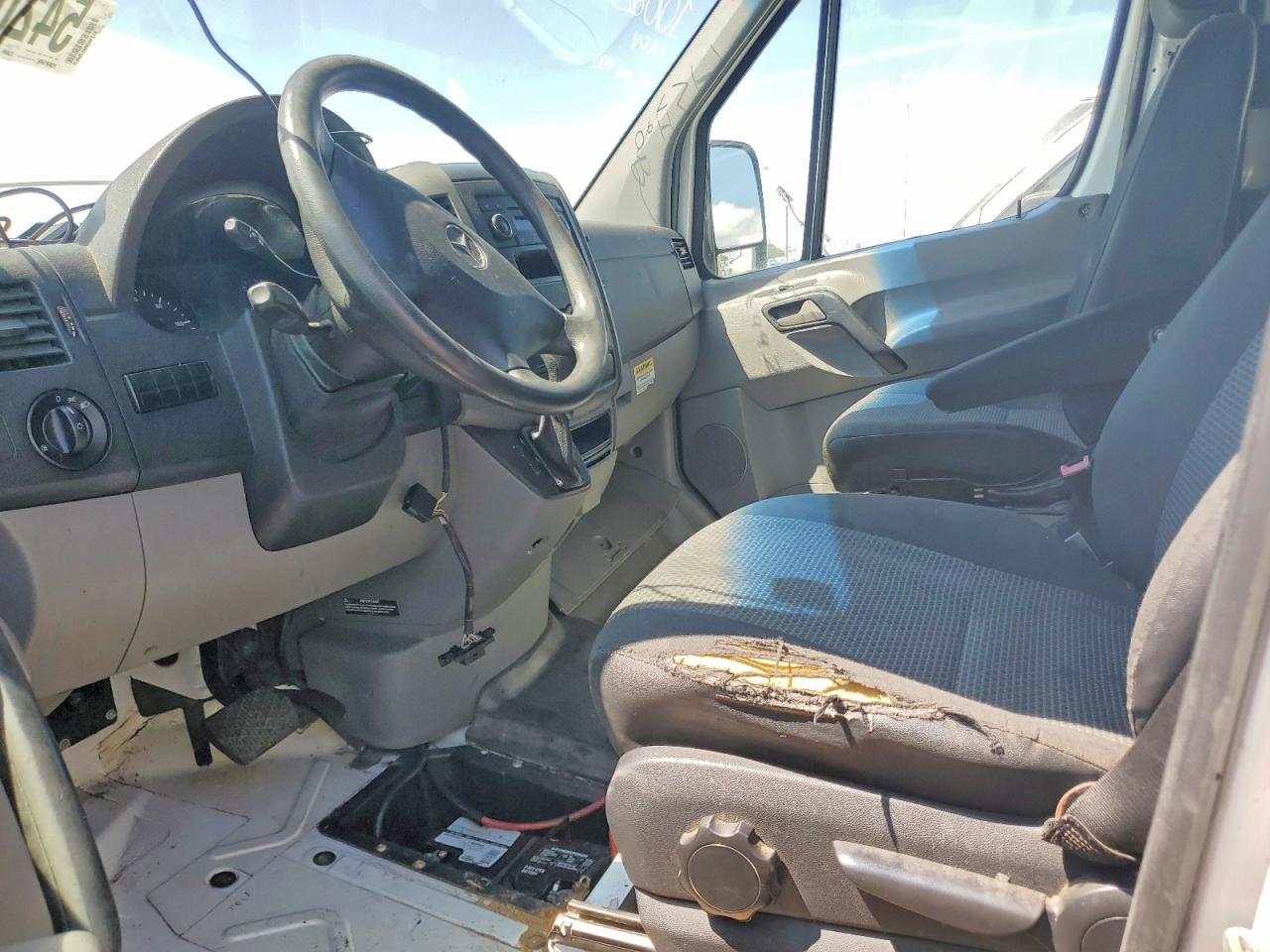 Mercedes-Benz Sprinter 2500