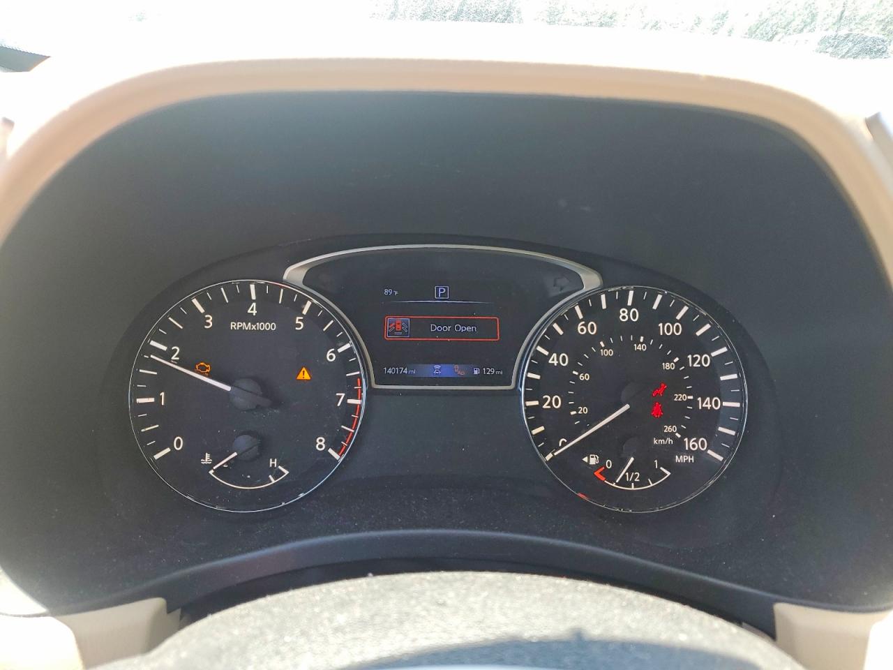 Nissan Pathfinder Sv