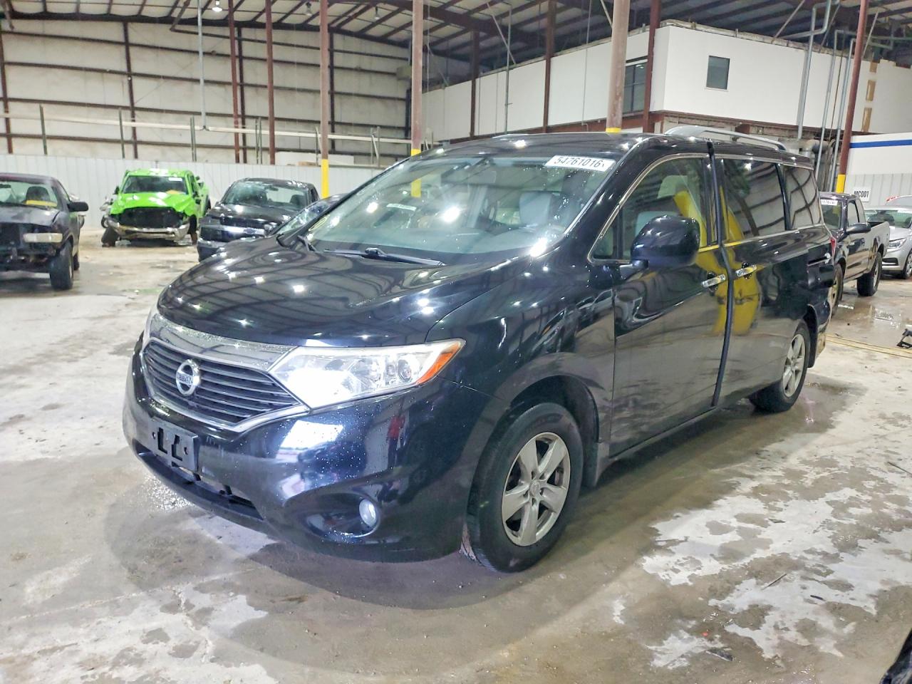 Salvage Nissan Quest 3.5 Image