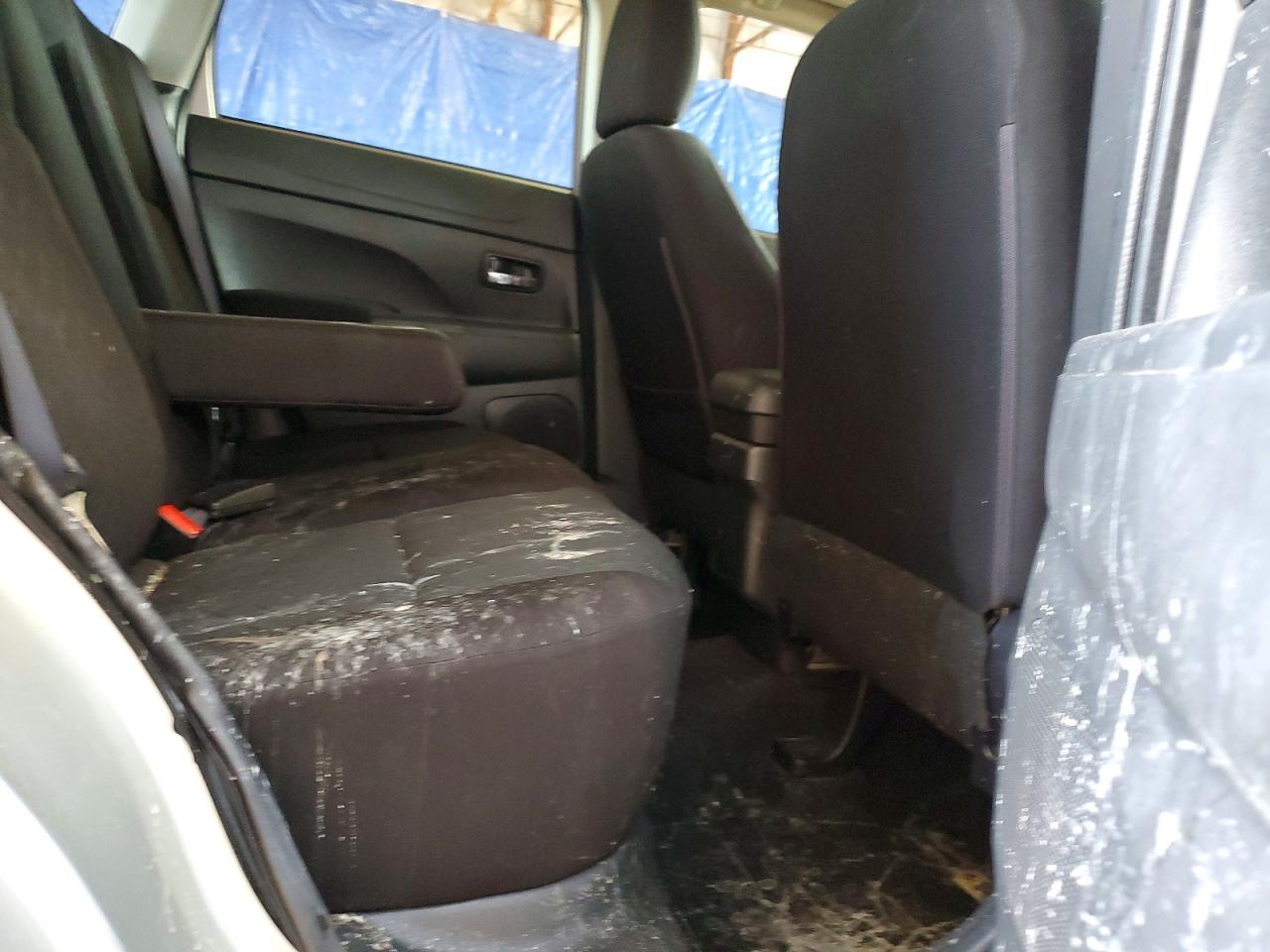 Mitsubishi Outlander S