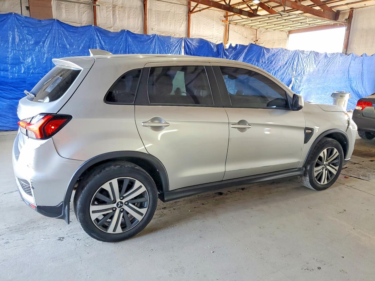 Mitsubishi Outlander S