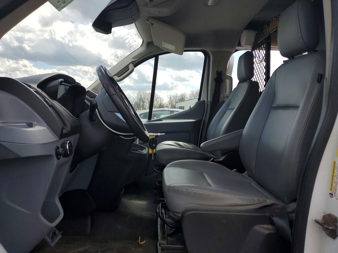 Ford Transit T-250