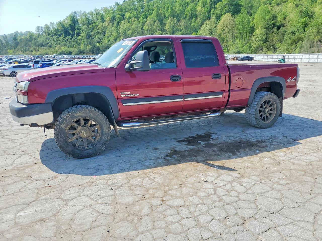 Salvage Chevrolet Silverado Image