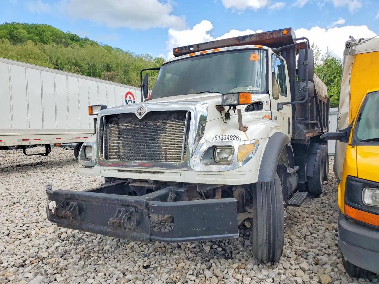 International 7000 7600