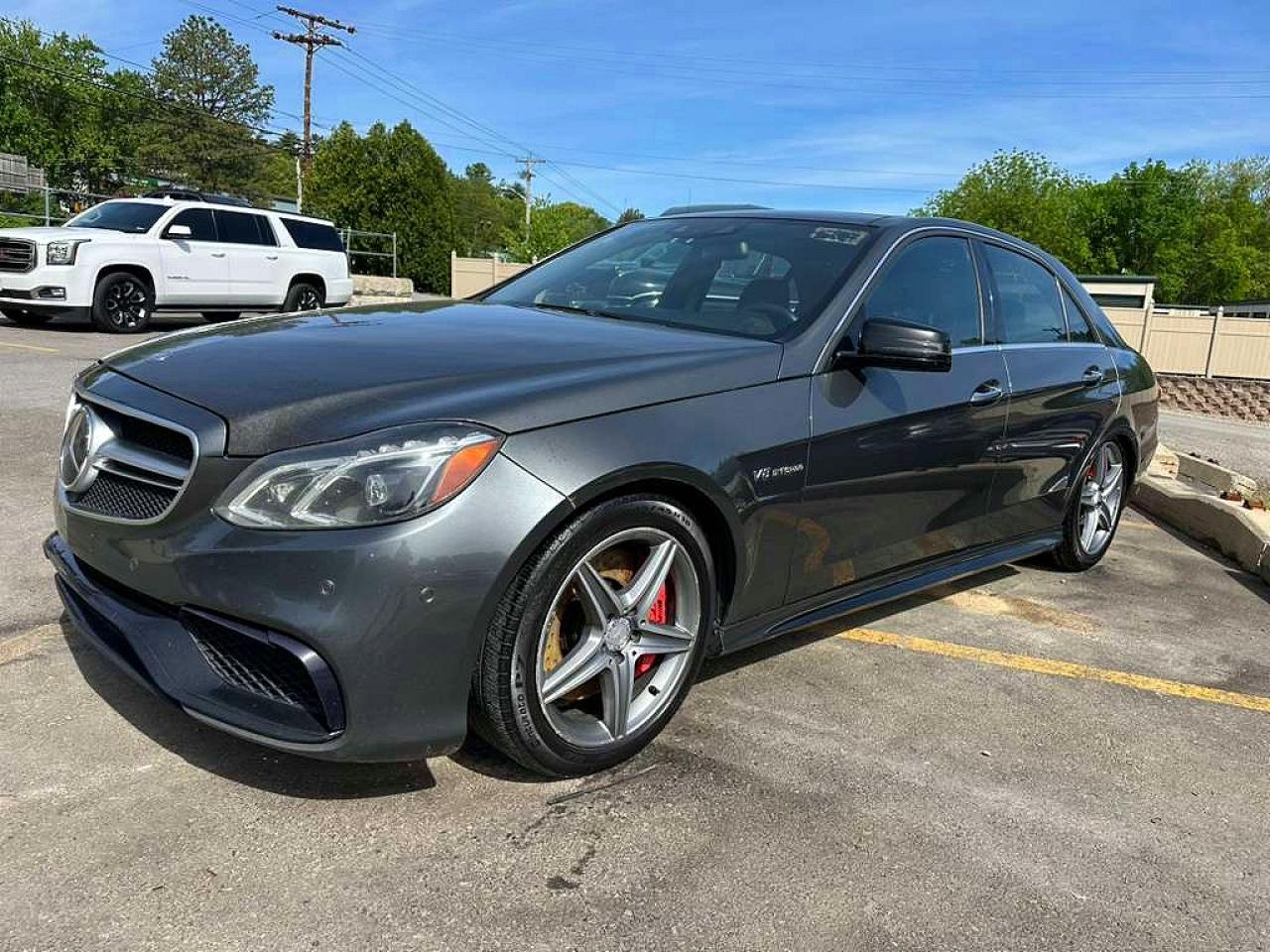 Salvage Mercedes-Benz E-Class Image