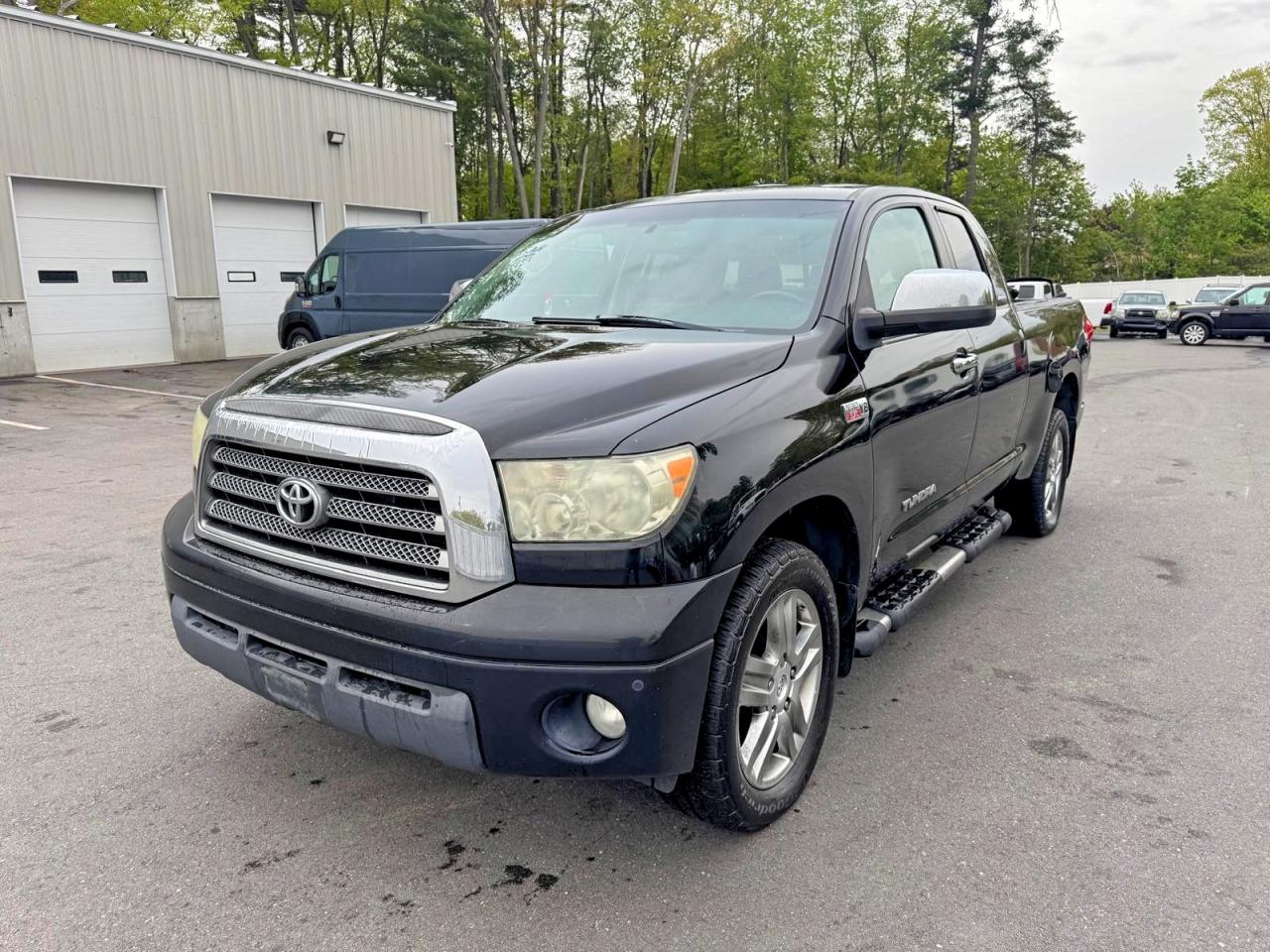 Salvage Toyota Tundra Image