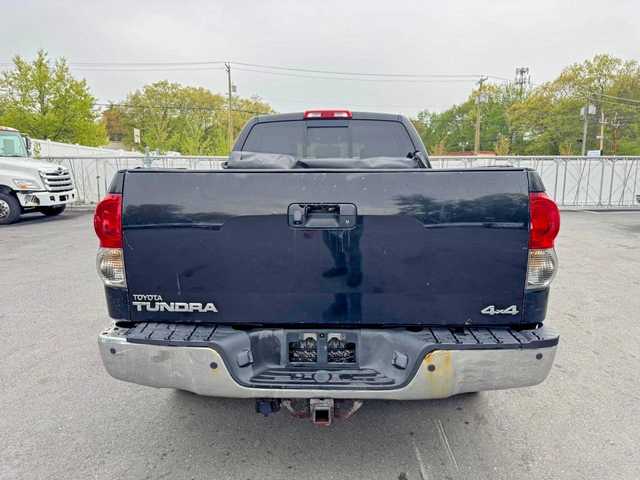 Toyota Tundra Double Cab Limited