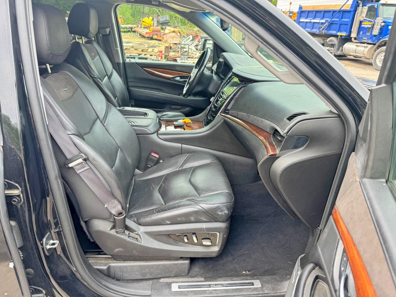 Cadillac Escalade Esv Premium