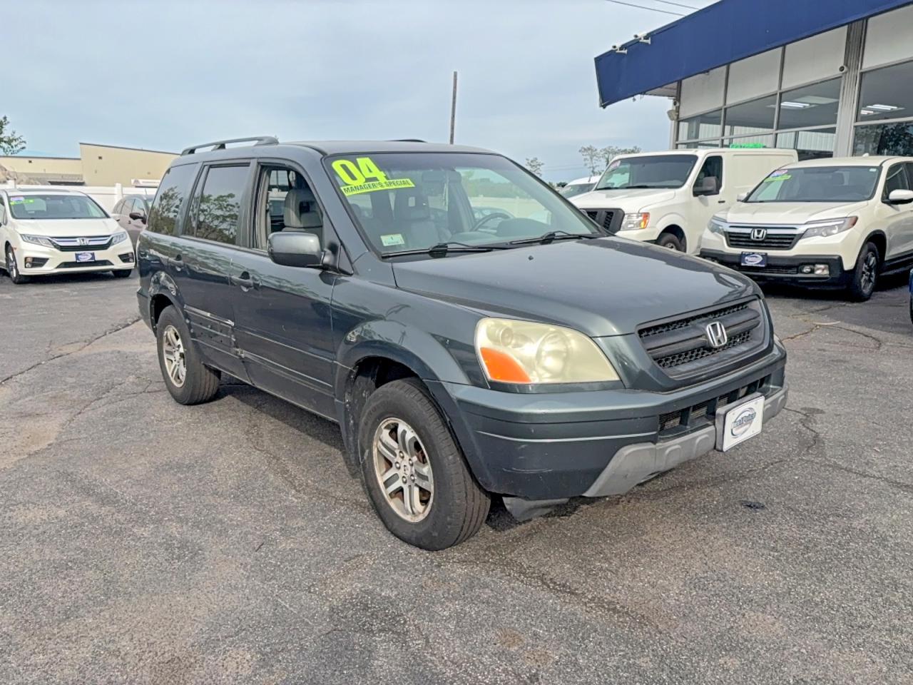 Salvage Honda Pilot Image
