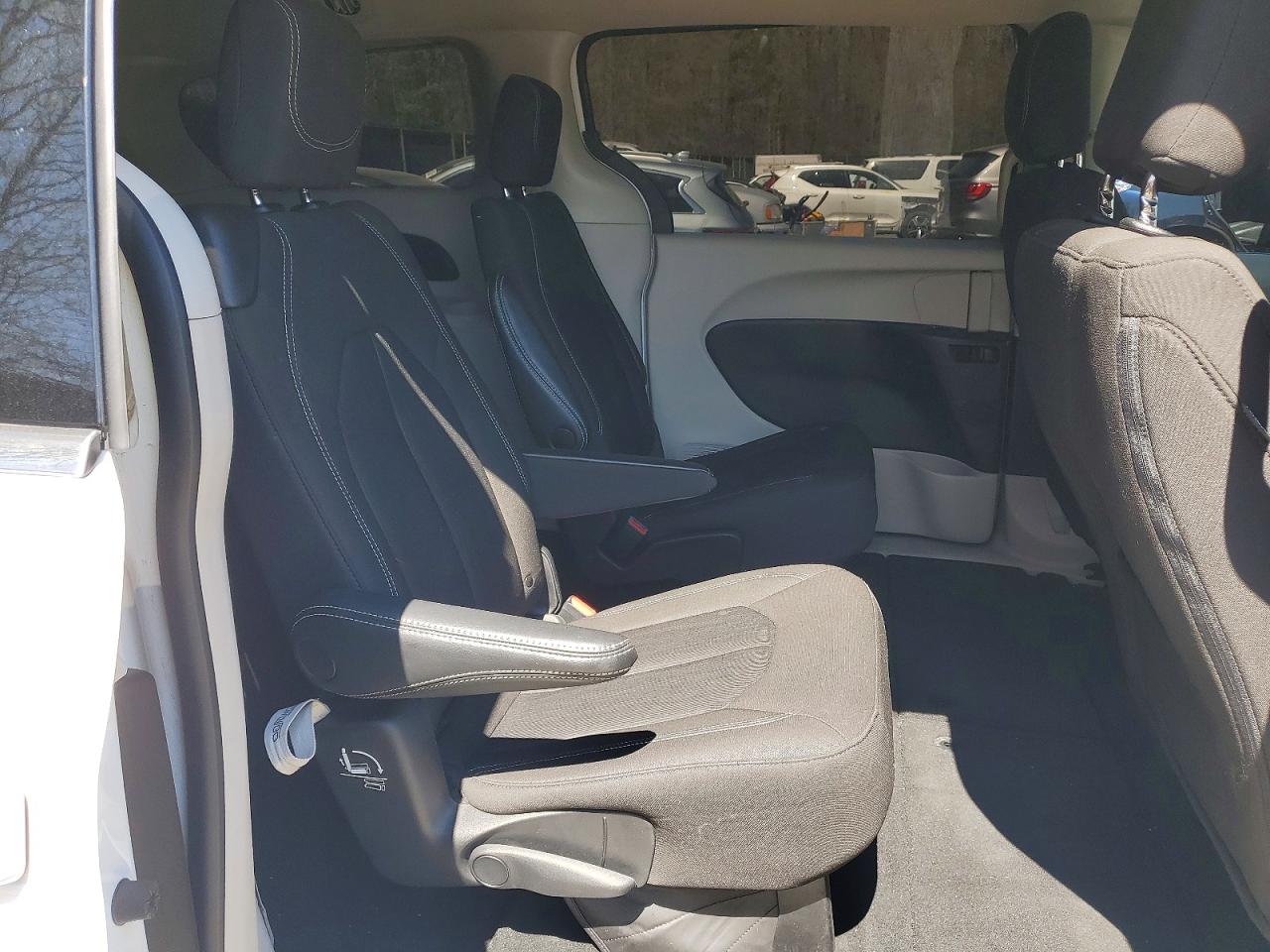 Chrysler Minivan Lx