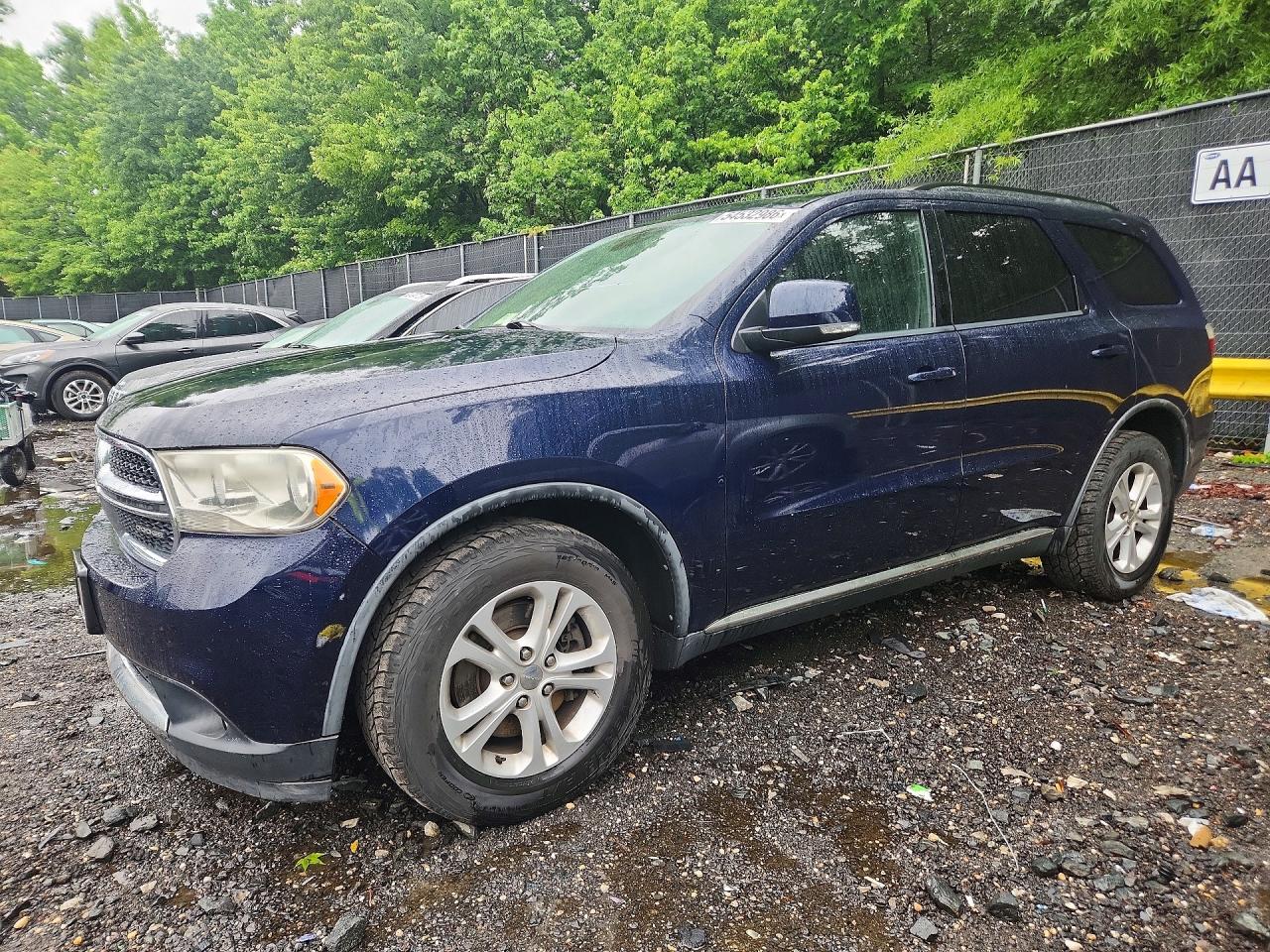 Salvage Dodge Durango Image