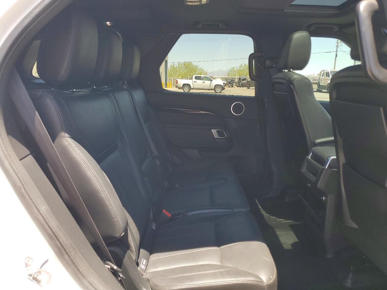 Land Rover Discovery Se