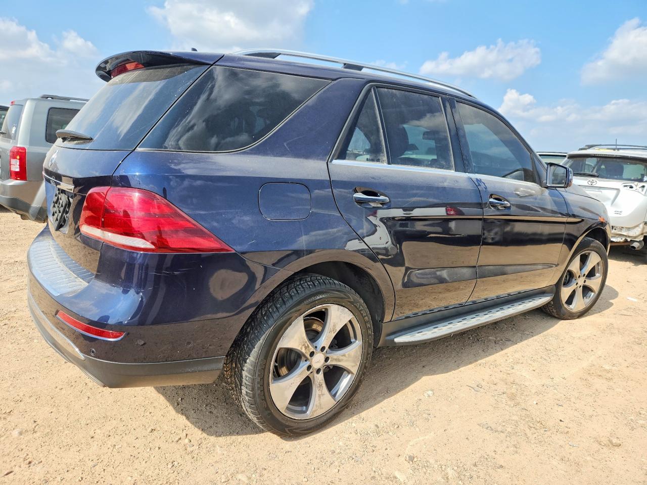 Mercedes-Benz GLE 350