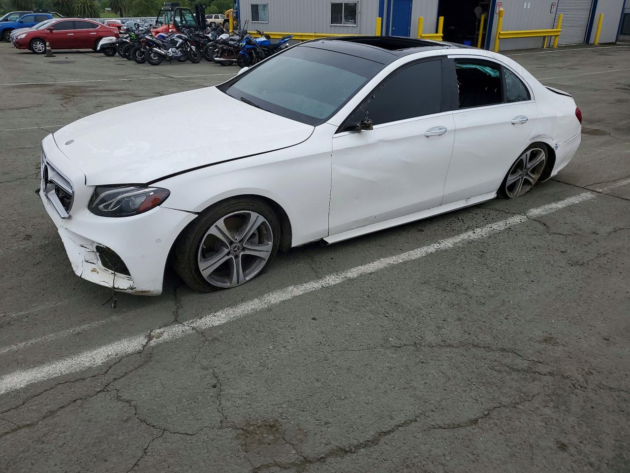 Salvage Mercedes-Benz E-Class Image