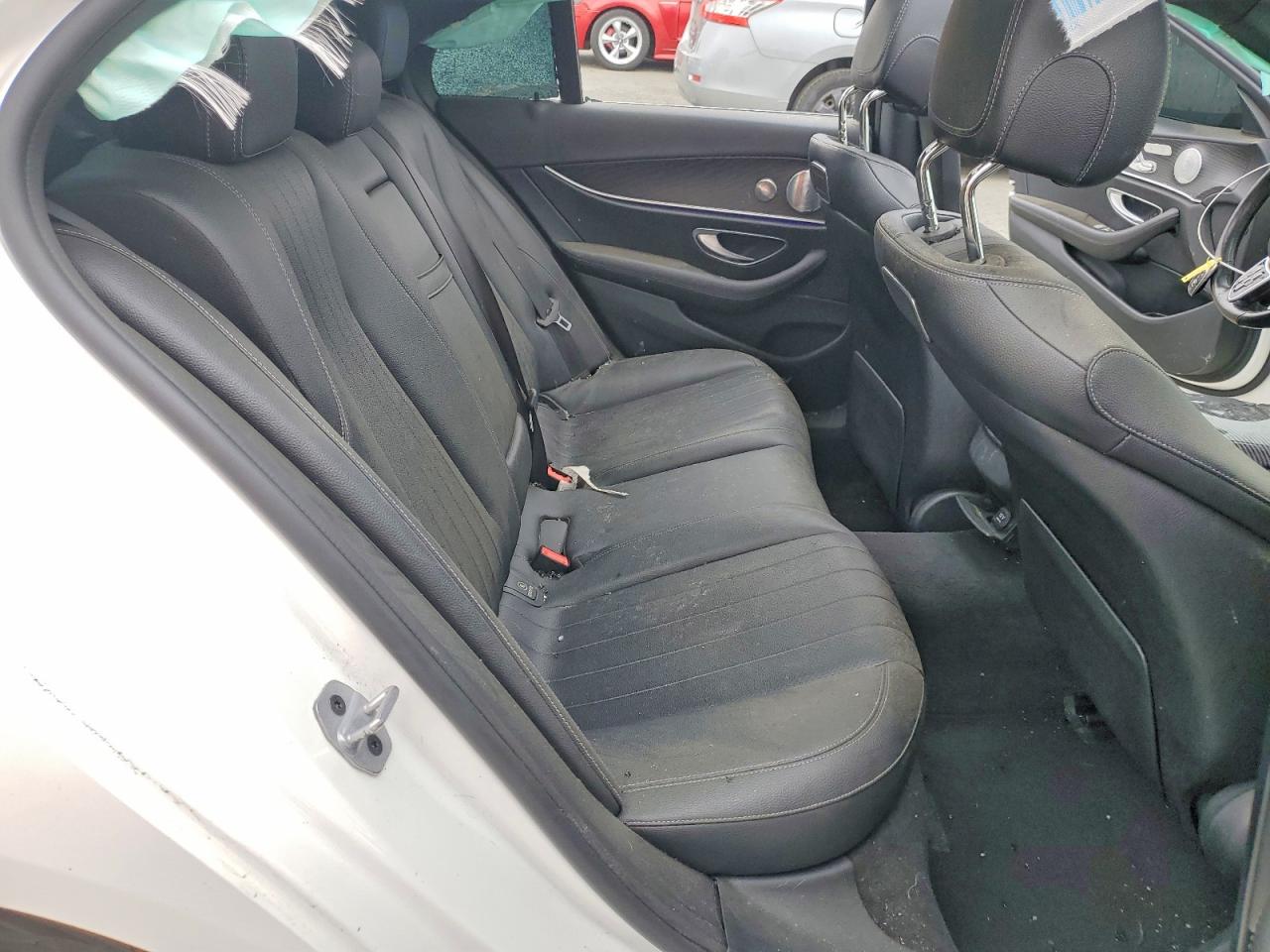 Mercedes-Benz E-Class 300