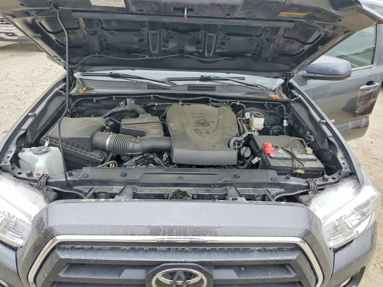 Toyota Tacoma Sr5 V6