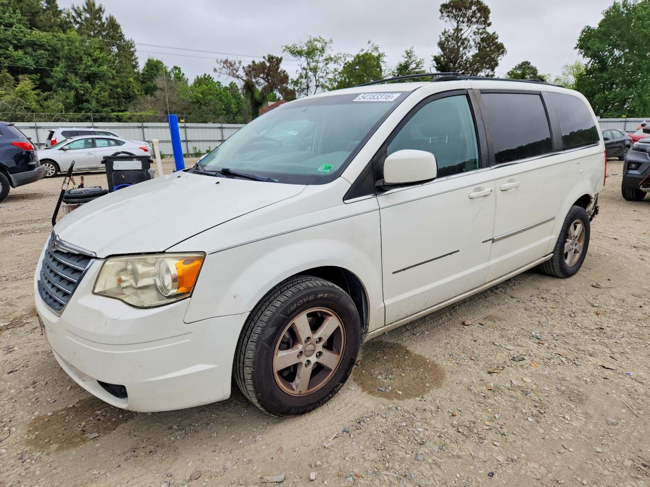 Salvage Chrysler Minivan Image