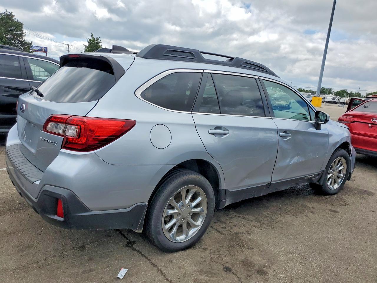 Subaru Outback 2.5i Premium