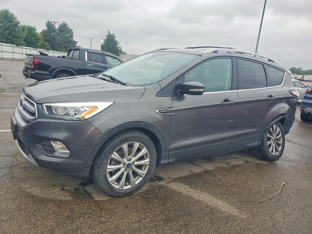 Salvage Ford Escape Image